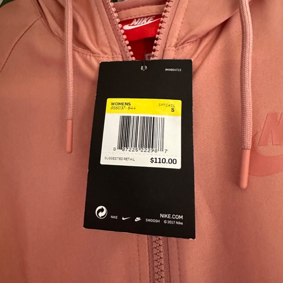 Pink Nike jacket - Picture 2 of 5